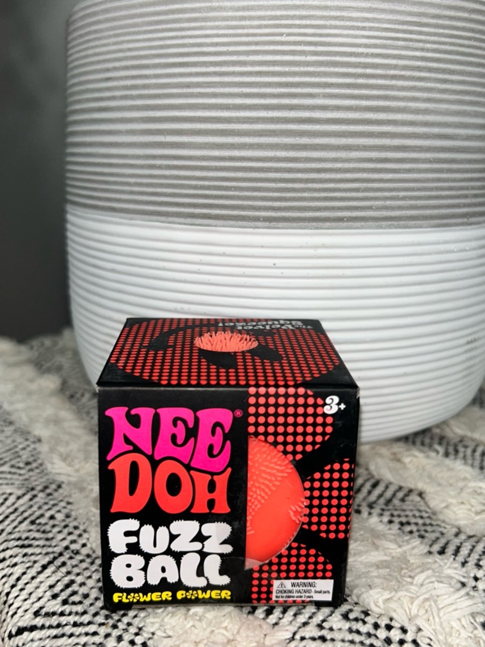 NEEDOH Fuzz Ball Flower Power